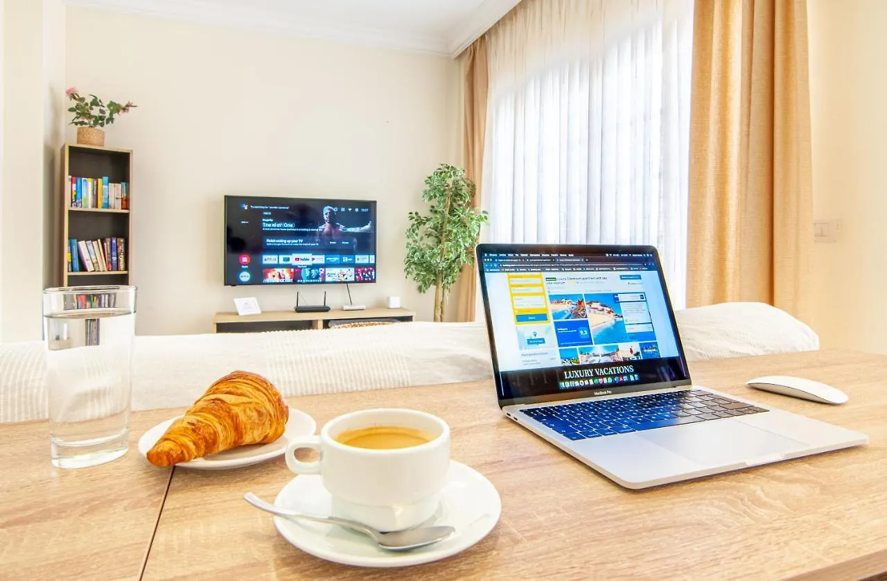 Luxury 3 Bedroom Apartment With Sea View Solarium Costa Adeje